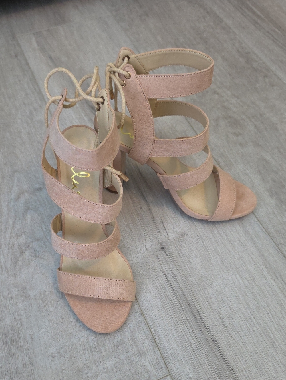 Lulu's (Marlana) Strappy Lace-Up Block Heel Sandals (Almond)